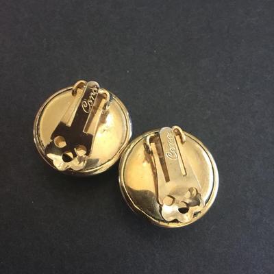 Vintage Coro gold tone clip on earring