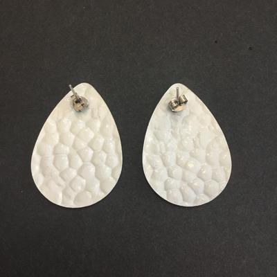 Vintage white enamel teardrop shaped earrings