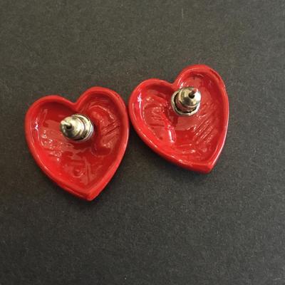 Super cute, metal red enamel heart rhinestone earrings