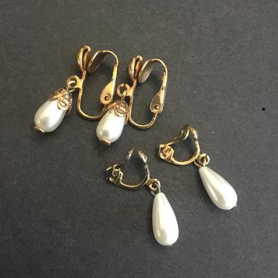 Beautiful faux pearl dangle clip on earrings