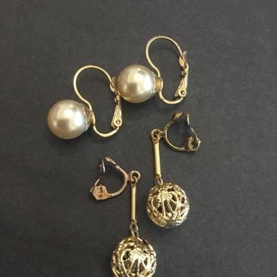 Vintage clip on earrings