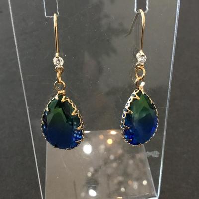 Beautiful green & blue crystal drop dangle earrings