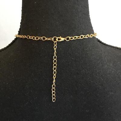 Super cute statement necklace