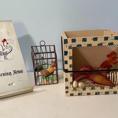 Mixed 3pc lot of roosters