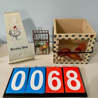 Mixed 3pc lot of roosters