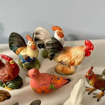 Mixed 24pc lot of roosters