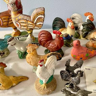 Mixed 24pc lot of roosters