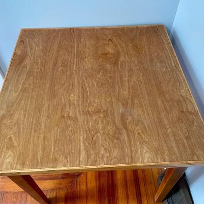 Square table