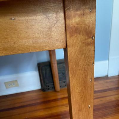 Square table