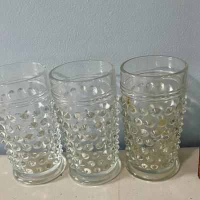Vintage 16pc lot clear hobnail glasses + pitcher