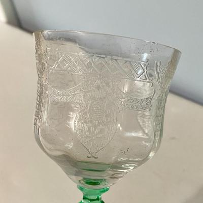 Vintage 15pc lot Depression etched glass stemware