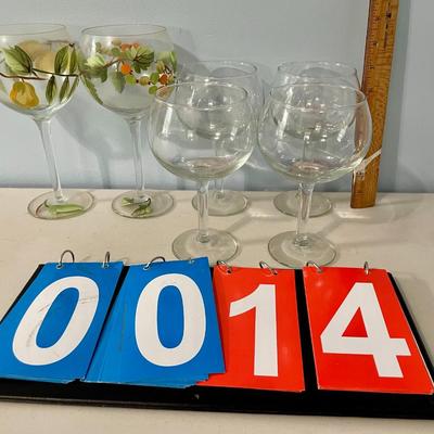 Pair of painted wine glasses + 4 clear wine glasses