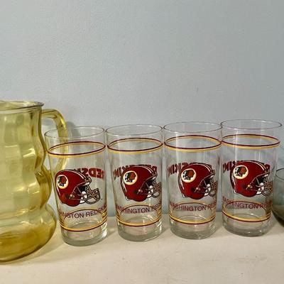 Vintage lot of 4 Washington Redskins tumblers, Baltimore Colt cocktail and amber pitcher