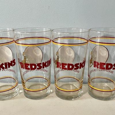 Vintage lot of 4 Washington Redskins tumblers, Baltimore Colt cocktail and amber pitcher