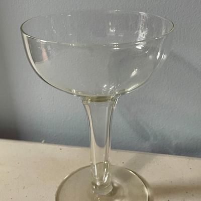 Lot of 8 vintage hollow-stem champagne coupe glasses