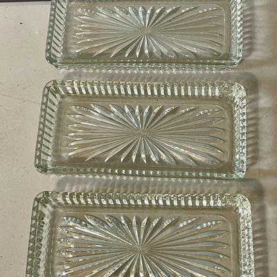 19pc vintage lot of clear glass trays and coasters