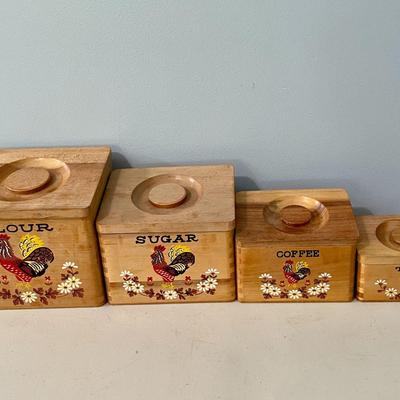 Vintage rooster kitchen items