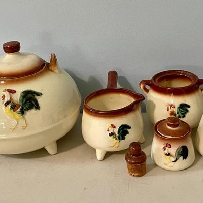 Mixed rooster kitchen lot