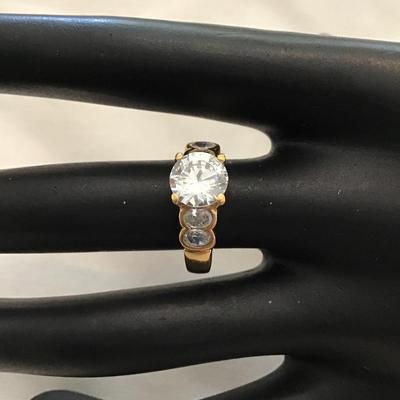 Sale Photo Thumbnail #199: Beautiful vintage gold tone ring with rhinestones. Please see attached photos. size 7