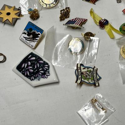 Lot 524 Lot #7 Jewelry Award pins