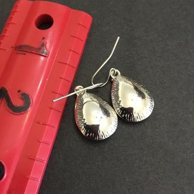 Beautiful dangle crystal earrings