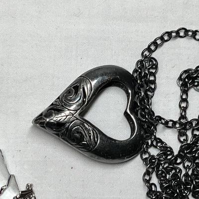 Lot 531 Sterling silver jewelry
