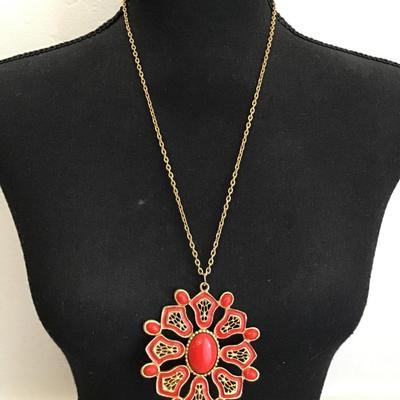 Cool vintage Statement necklace