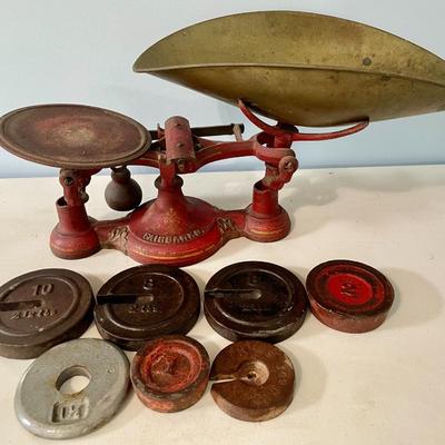 Antique Fairbanks #3 mercantile/general store scale + weights