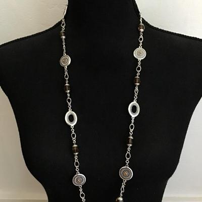 Beautiful vintage, Premier design necklace
