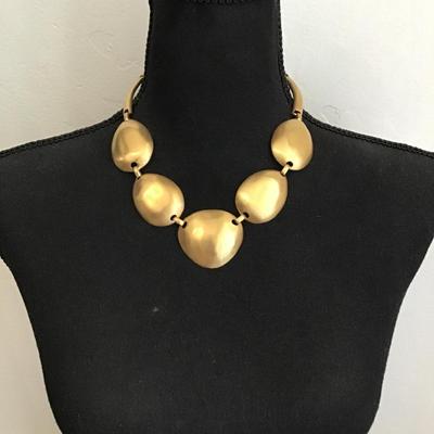 Beautiful Vintage Les Bernard pale gold brushed satin finished choker necklace