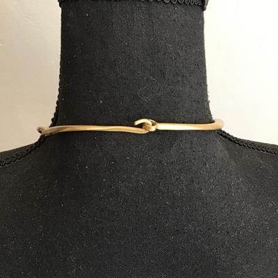 Beautiful Vintage Les Bernard pale gold brushed satin finished choker necklace