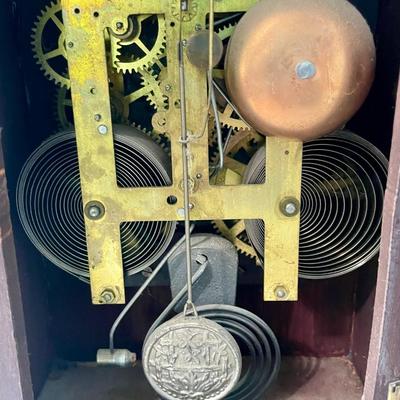 Vintage 8-day regulator cathedral mantle clock