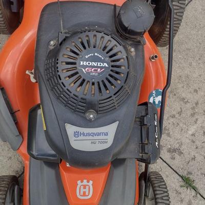 Husqvarna 21" Push Lawnmower with Honda Motor and Grass Catch Bag