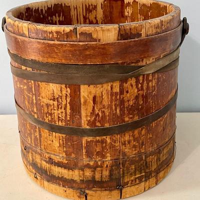 Antique wood milk pail, stringer and extras