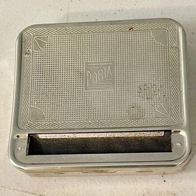 Mixed lot of 3 vintage ashtrays