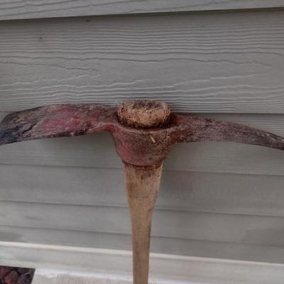 Sledgehammer and Pickaxe Hand Tools