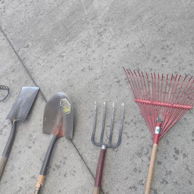 Assortment of Hand Garden Tools
