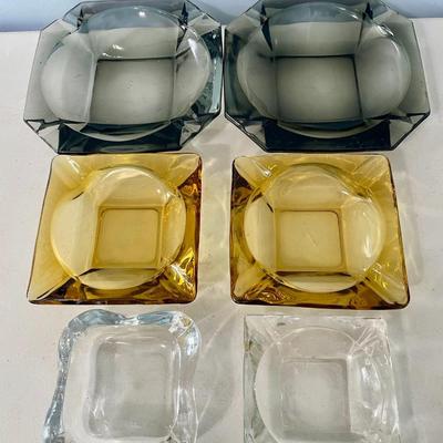 Vintage lot of 6 glass ashtrays