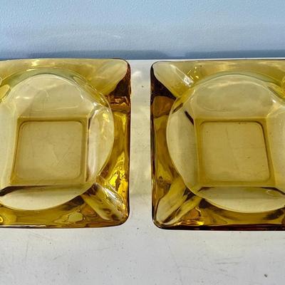 Vintage lot of 6 glass ashtrays