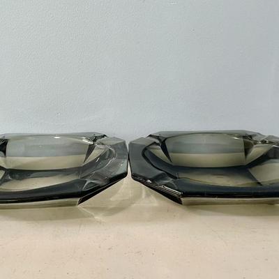 Vintage lot of 6 glass ashtrays