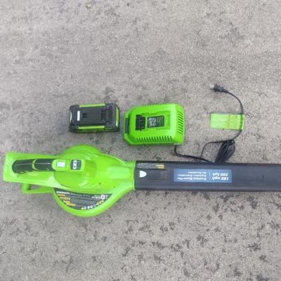 Greenworks 40V Leaf Blower with Charger and Battery