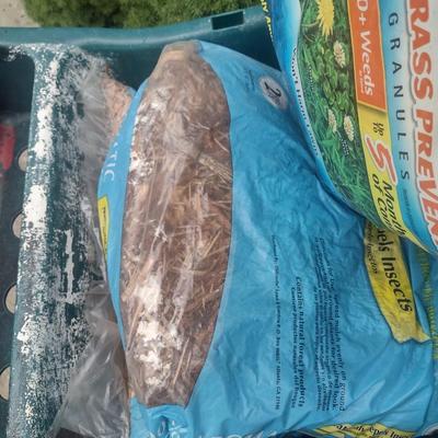 Collection of Grass and Lawn Seed, Weed Control, and Mulch (See all Pictures)