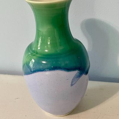 Mixed lot of 3 hand-thrown glazed vases