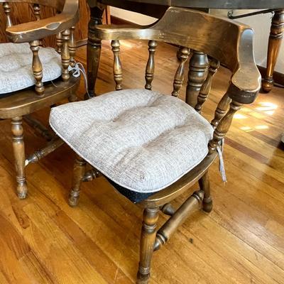 Lot 537 Pine Early American Dinette Set