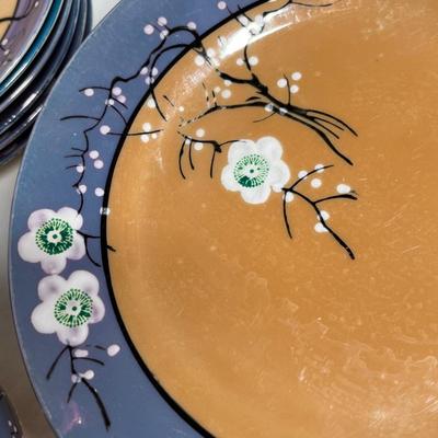 Lot 539 1920s Lusterware Grouping
