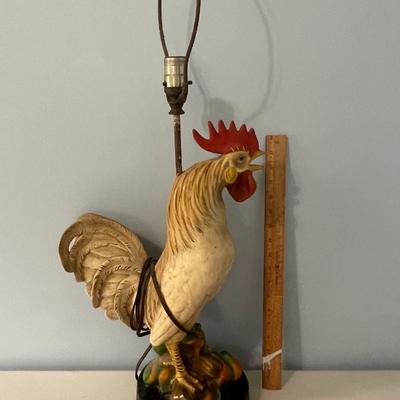 Vintage chalkware rooster lamp