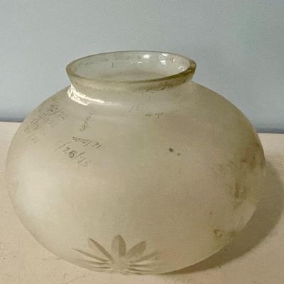 Vintage 3pc lot round glass shades