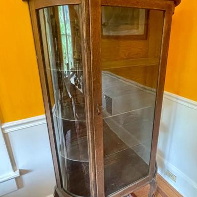 Vintage bow-front vitrine china cabinet