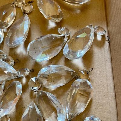 Antique 12-light crystal chandelier + extra drops