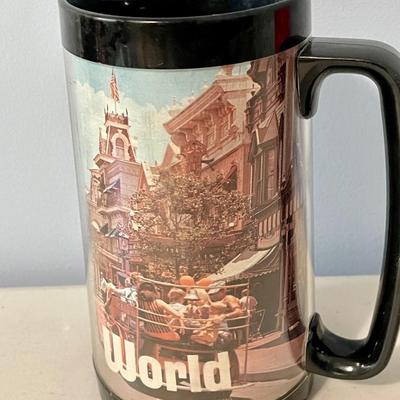 Vintage Walt Disney World plastic tankard + pair Baltimore Orioles Budwiser plastic mugs